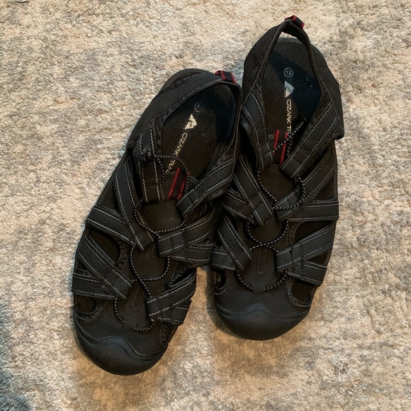 ozark trail flip flops